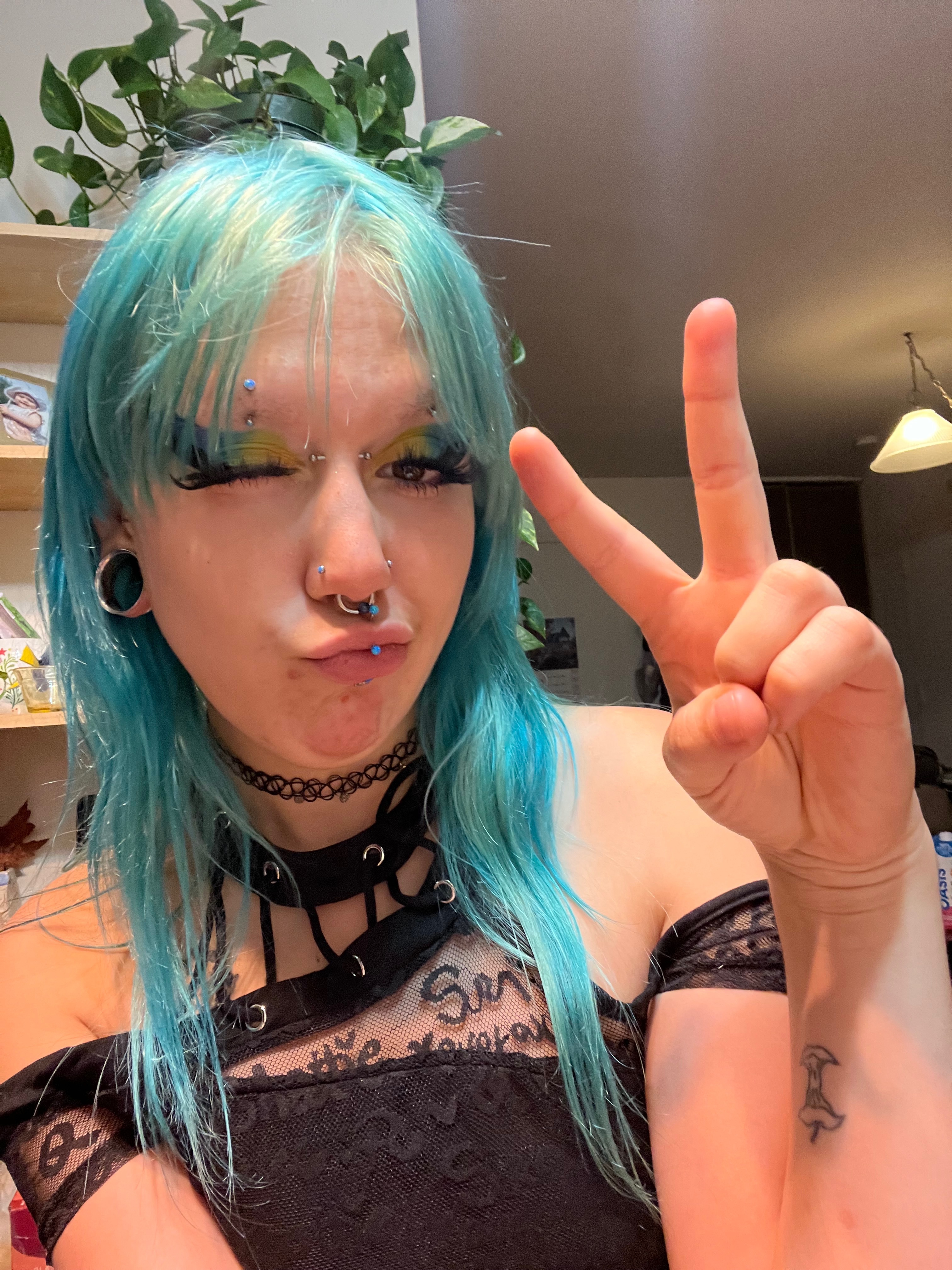 blue.kitten OnlyFans