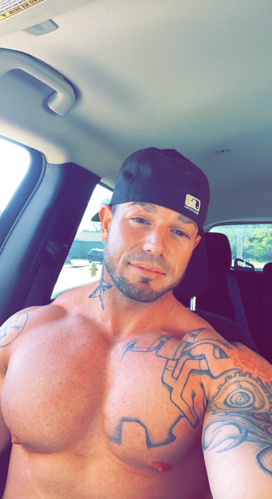 bigeazzzyyy OnlyFans