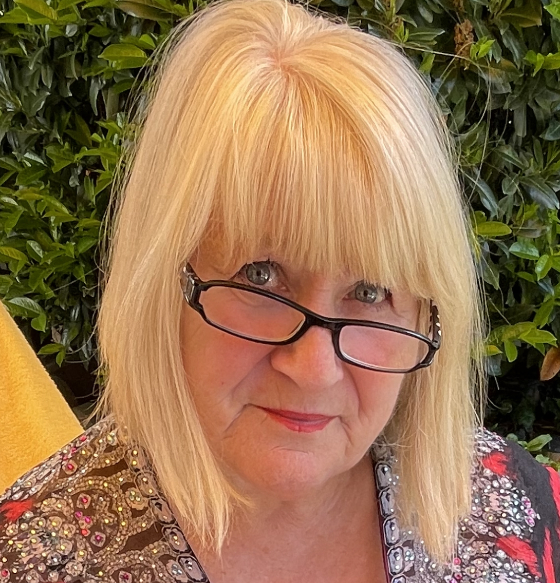 oldersamantha OnlyFans