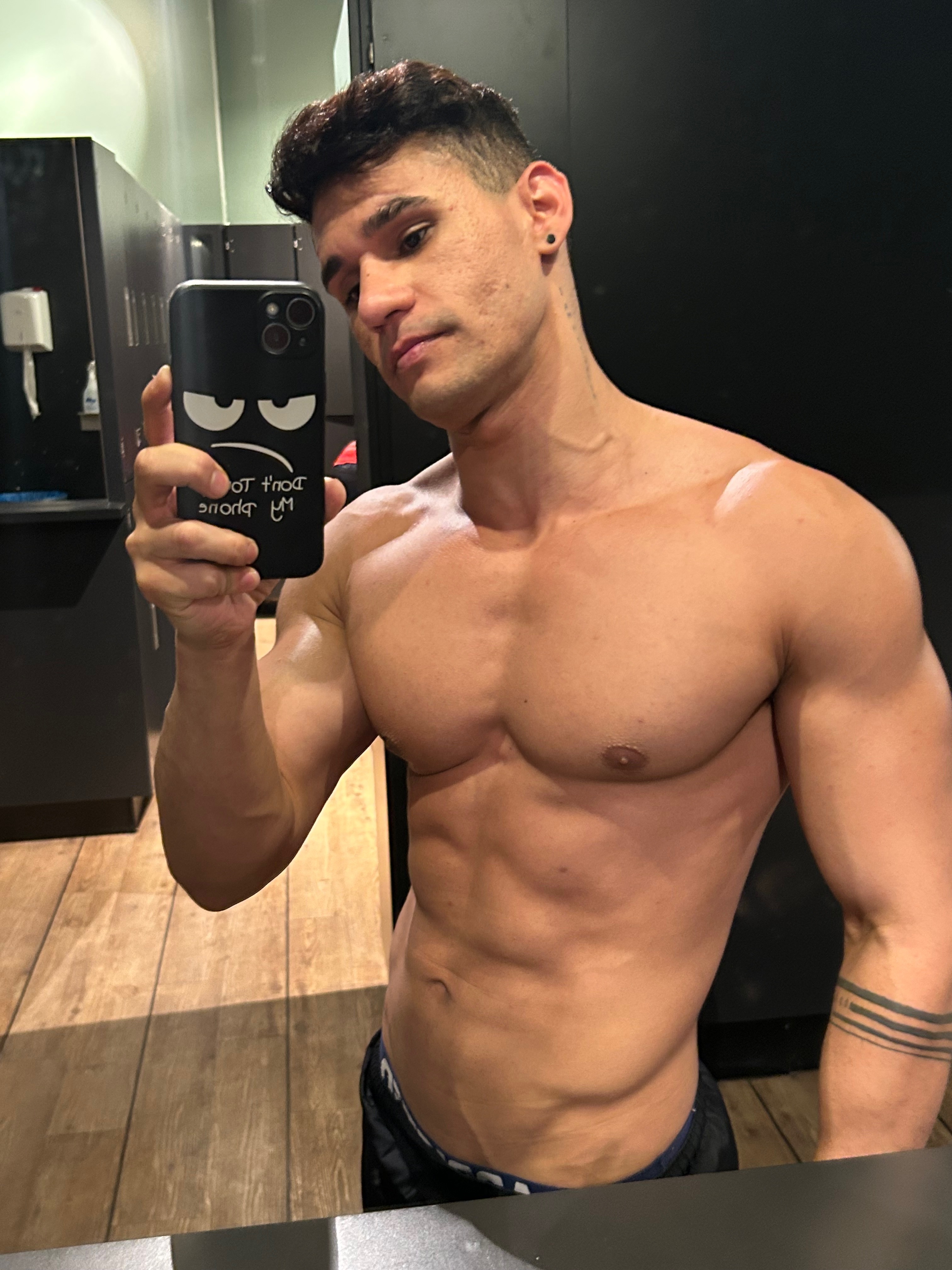 alejos_xxx OnlyFans